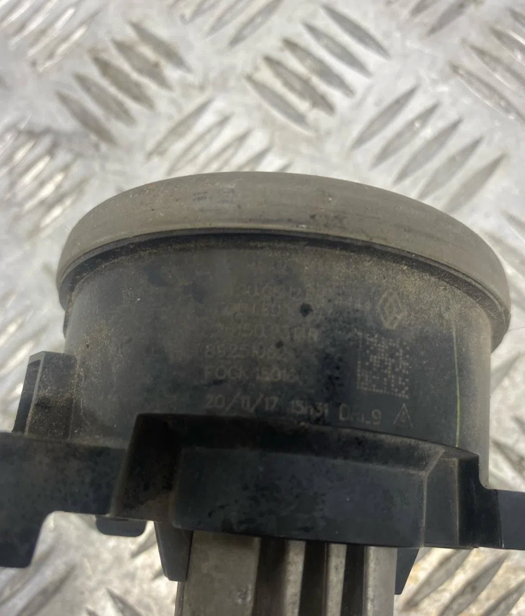 Phare antibrouillard avant droit RENAULT SCENIC 4 occasion