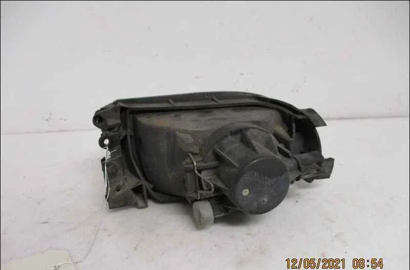 Phare antibrouillard avant droit RENAULT SCENIC  I occasion