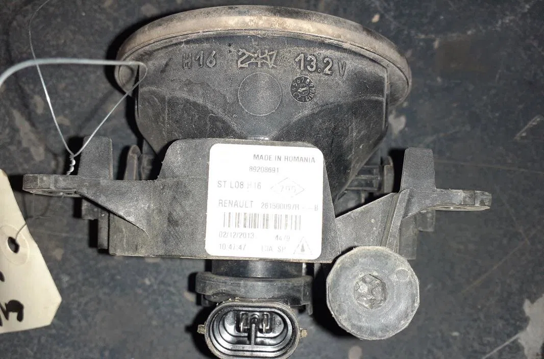 Phare antibrouillard avant droit Renault SCÉNIC III (JZ0-1_) 1.5 dci (2009) 5 portes occasion