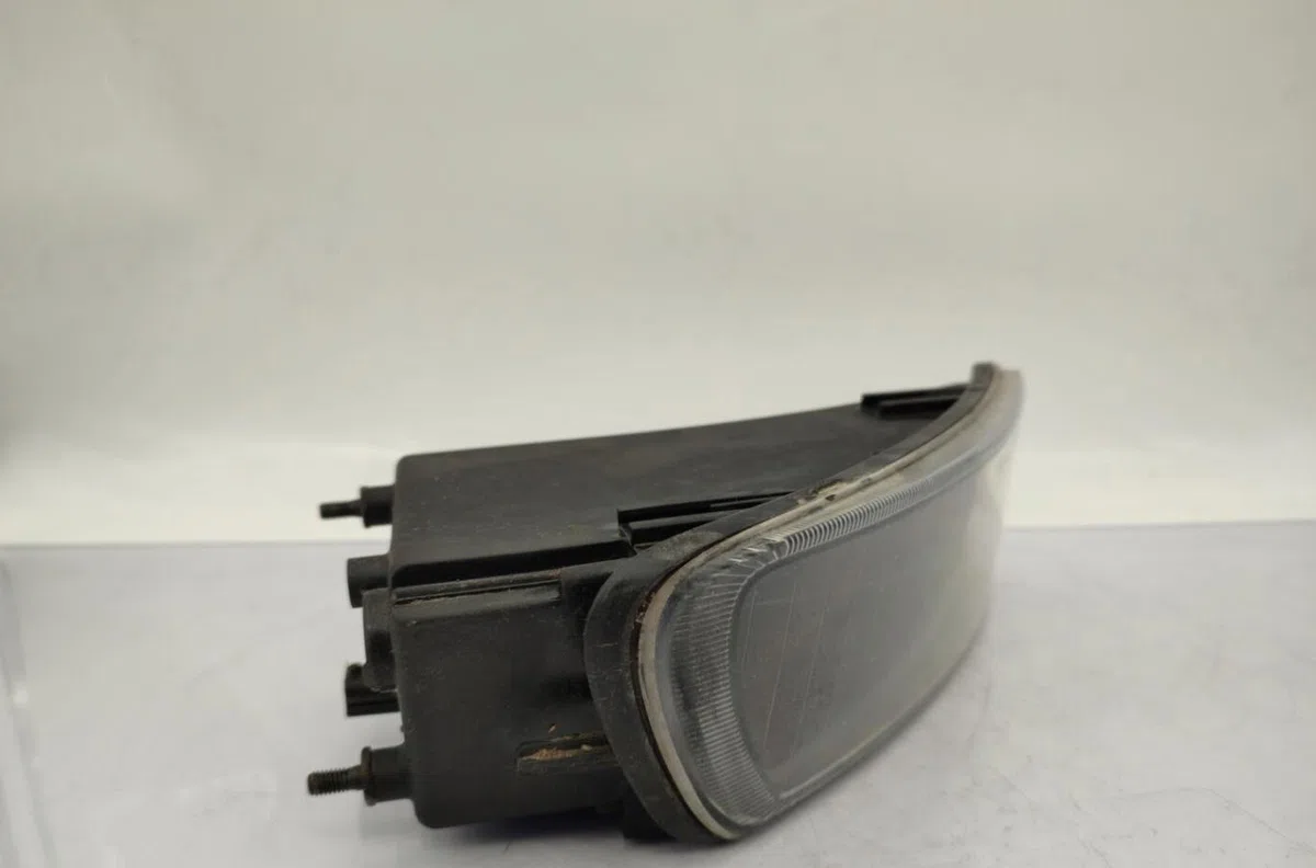 Phare antibrouillard avant droit SAAB 9.3 2 SPORT HATCH PHASE 1 BREAK occasion