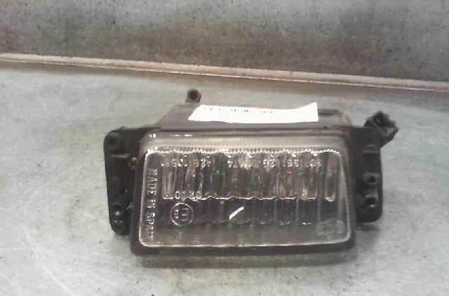Phare antibrouillard avant droit SEAT IBIZA 2000 occasion