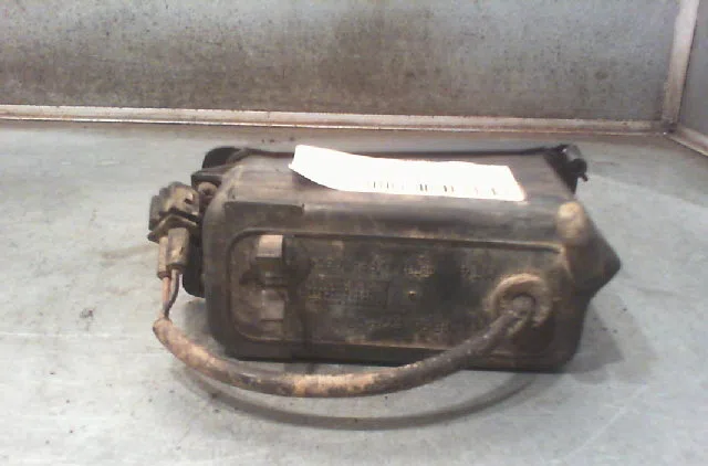 Phare antibrouillard avant droit SEAT IBIZA 2000 occasion