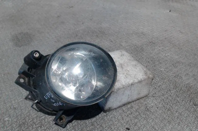 Phare antibrouillard avant droit SEAT IBIZA 3 IBIZA 3 PHASE 2 occasion