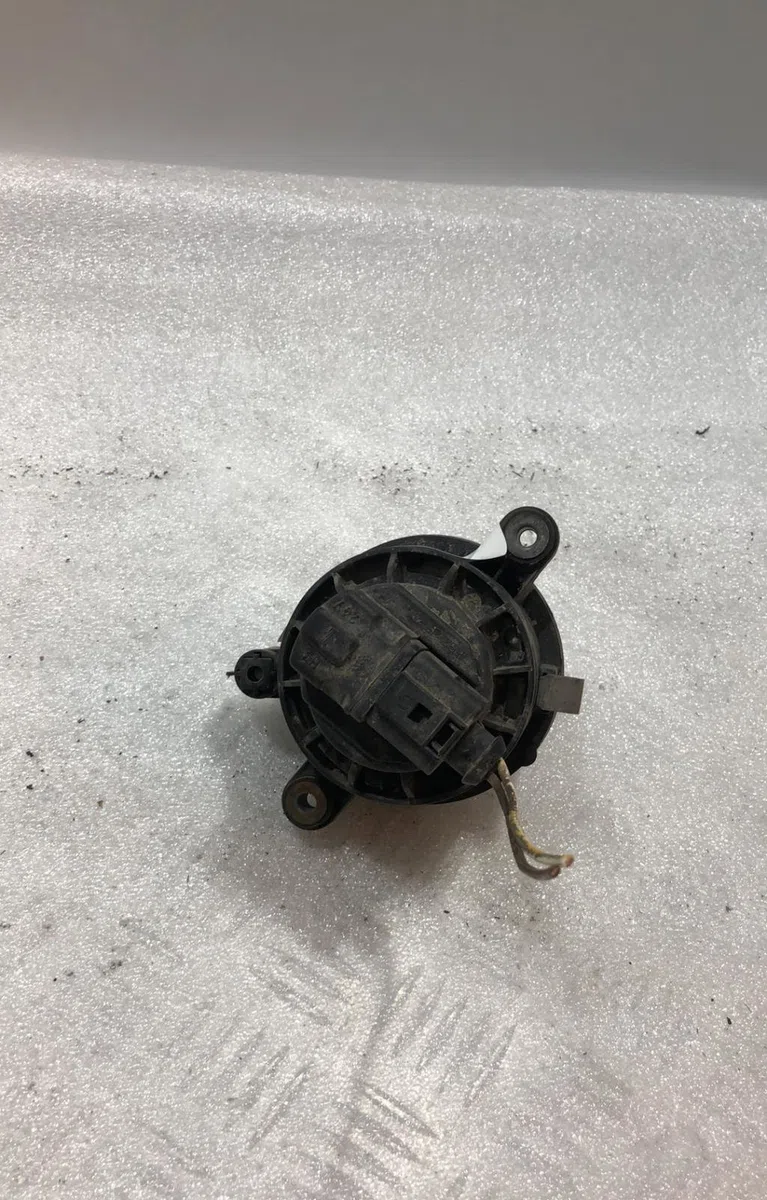 Phare antibrouillard avant droit SEAT IBIZA 3 PHASE 1 occasion