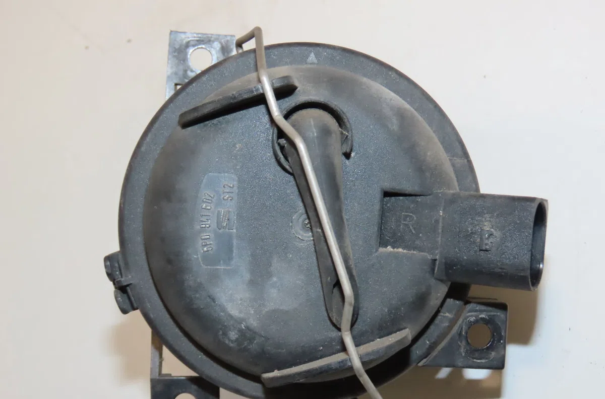 Phare antibrouillard avant droit Seat IBIZA III (6L1) 1.4 tdi (2002-2005) occasion