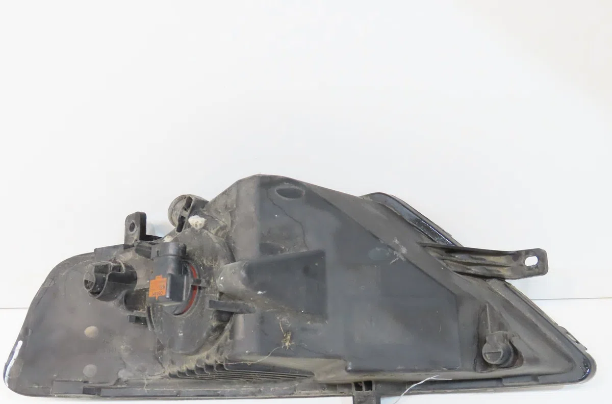 Phare antibrouillard avant droit Seat IBIZA IV (6J5, 6P1) 1.4 tdi (2008-2010) occasion