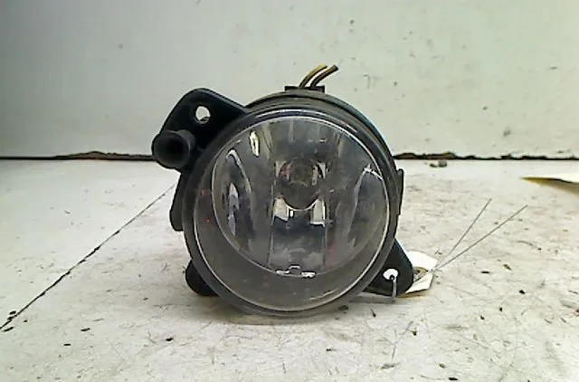 Phare antibrouillard avant droit Skoda FABIA II Combi (545) 1.9 tdi (2007-2010) occasion