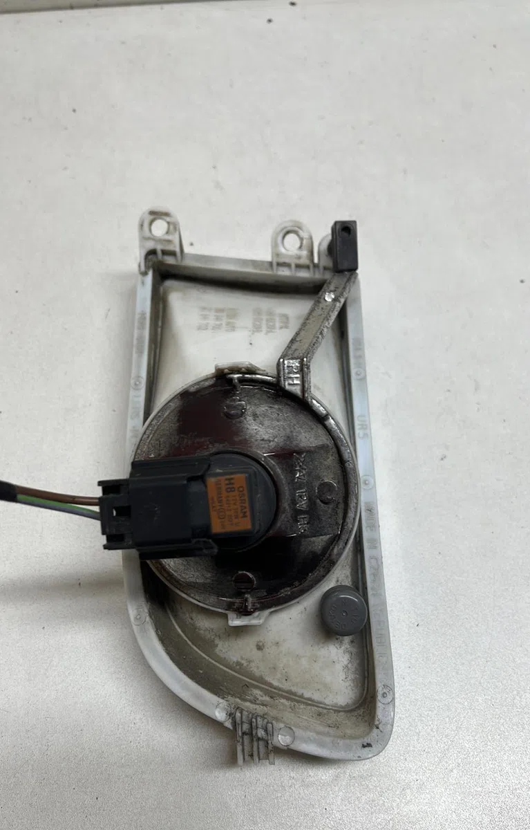 Phare antibrouillard avant droit Skoda OCTAVIA II (1Z3) 1.9 tdi (2004-2010) occasion