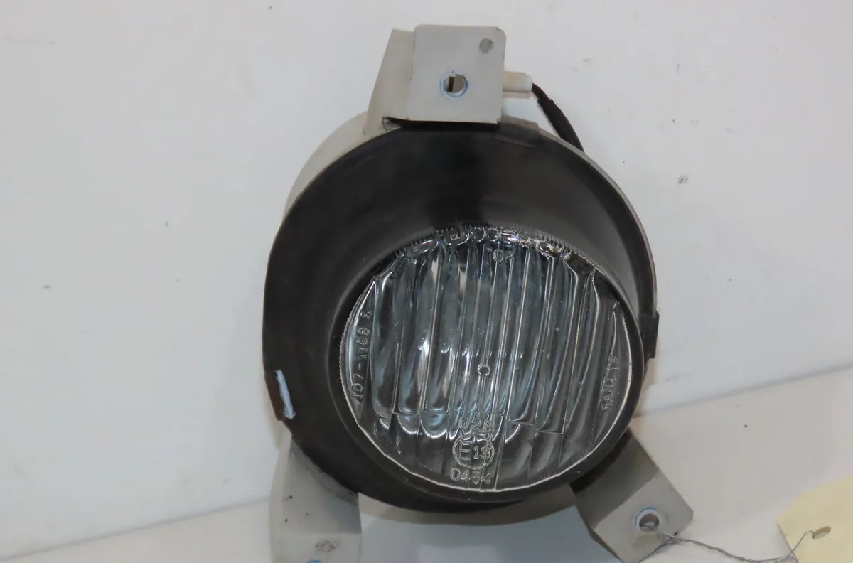 Phare antibrouillard avant droit Suzuki IGNIS II (MH) 1.3 ddis (rm413d) (2003) occasion