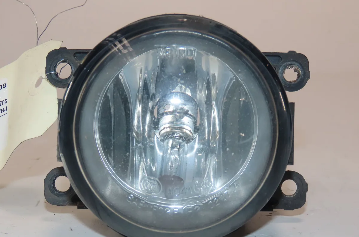 Phare antibrouillard avant droit Suzuki SWIFT III (MZ, EZ) 1.3 ddis (rs 413d) (2005) occasion