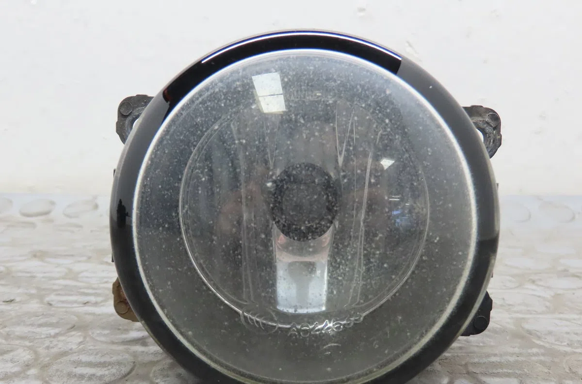 Phare antibrouillard avant droit Suzuki SWIFT III (MZ, EZ) 1.3 (rs 413) (2005) occasion