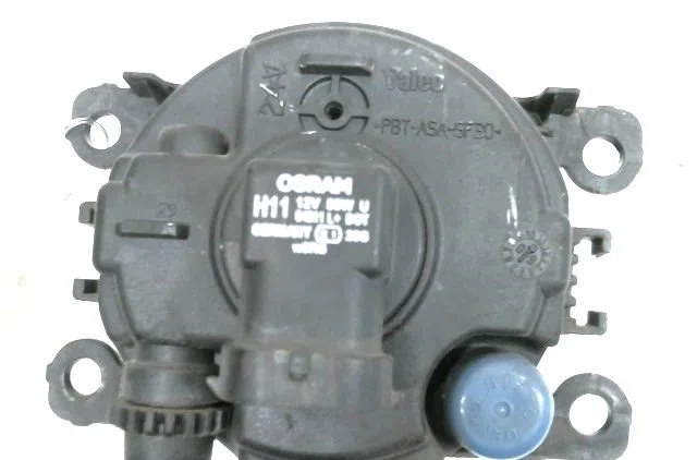 Phare antibrouillard avant droit SUZUKI SWIFT occasion