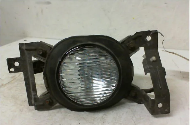 Phare antibrouillard avant droit SUZUKI WAGON-R phase 1 04-2000--12-2007 1.3 GLX 80ch occasion