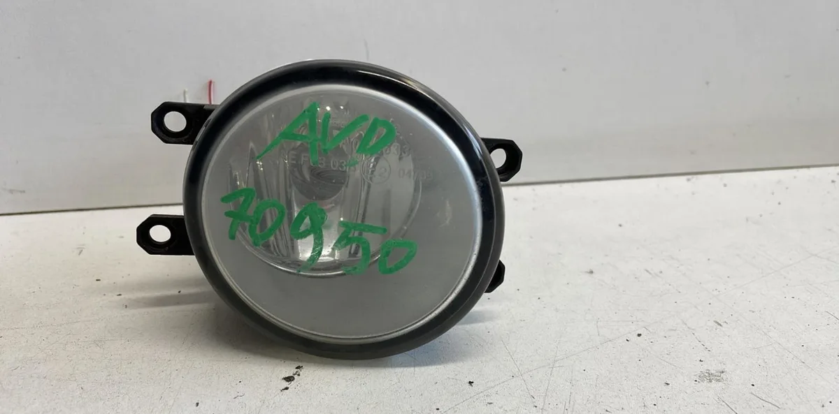 Phare antibrouillard avant droit Toyota AYGO (_B1_) 1.0 (kgb10_) (2005-2014) 5 portes occasion