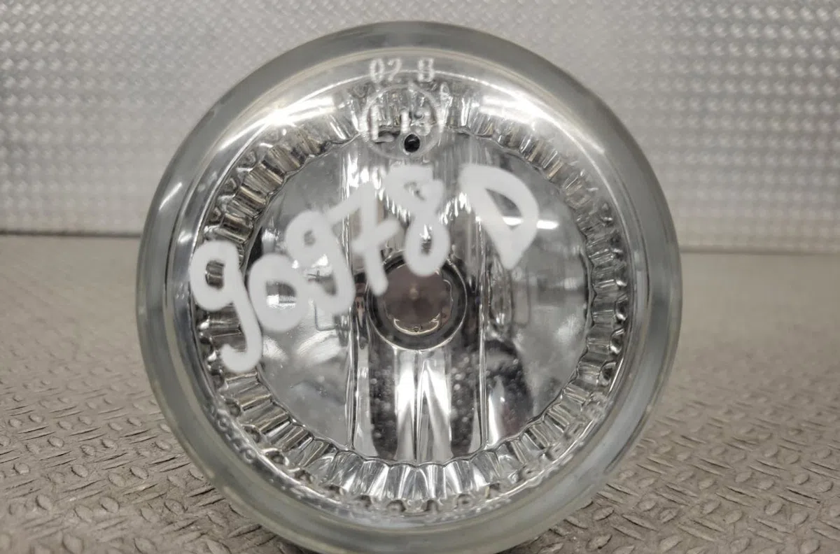 Phare antibrouillard avant droit Toyota PRIUS Liftback (_W2_) 1.5 hybrid (nhw20_) (2003-2009) occasion