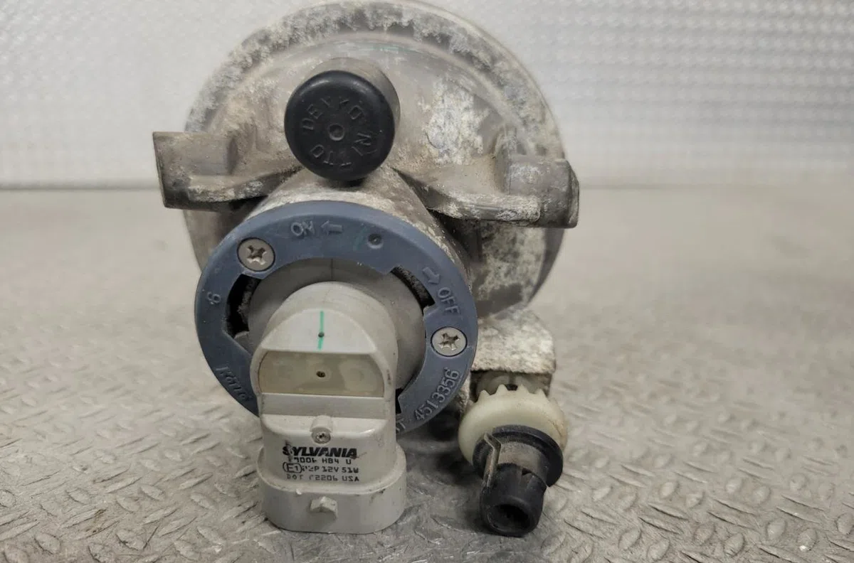 Phare antibrouillard avant droit Toyota PRIUS Liftback (_W2_) 1.5 hybrid (nhw20_) (2003-2009) occasion