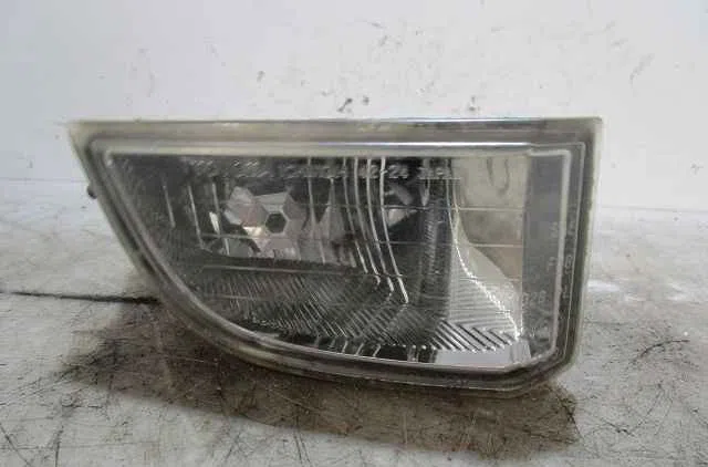 Phare antibrouillard avant droit TOYOTA RAV4 II occasion