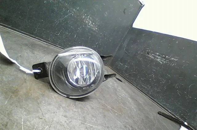 Phare antibrouillard avant droit Toyota YARIS (_P1_) 1.0 (scp10_) (1999-2005) occasion