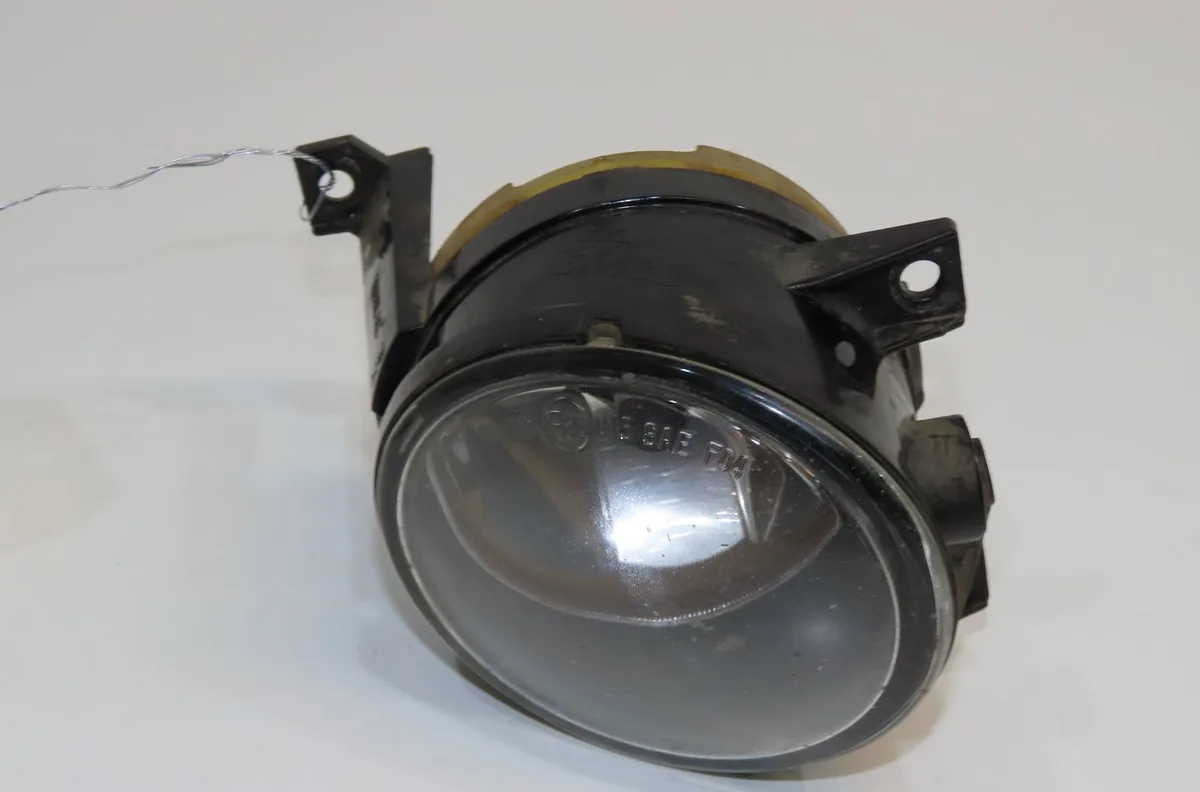 Phare antibrouillard avant droit Volkswagen GOLF PLUS V (5M1, 521) 2.0 tdi 16v (2005-2013) 5 portes occasion
