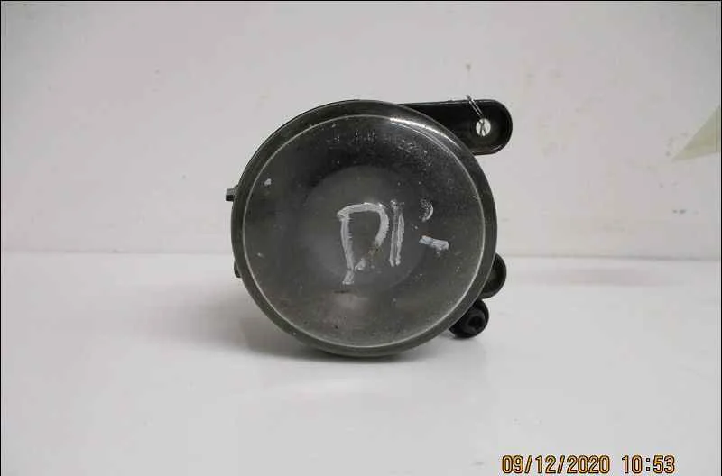 Phare antibrouillard avant droit VOLKSWAGEN GOLF V occasion
