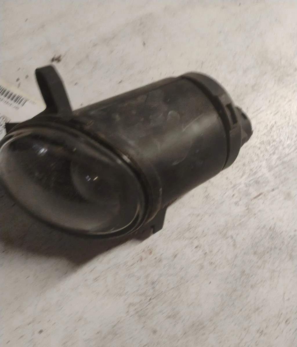 Phare antibrouillard avant droit Volkswagen PASSAT B5.5 Variant (3B6) 1.9 tdi (2000-2005) 5 portes occasion