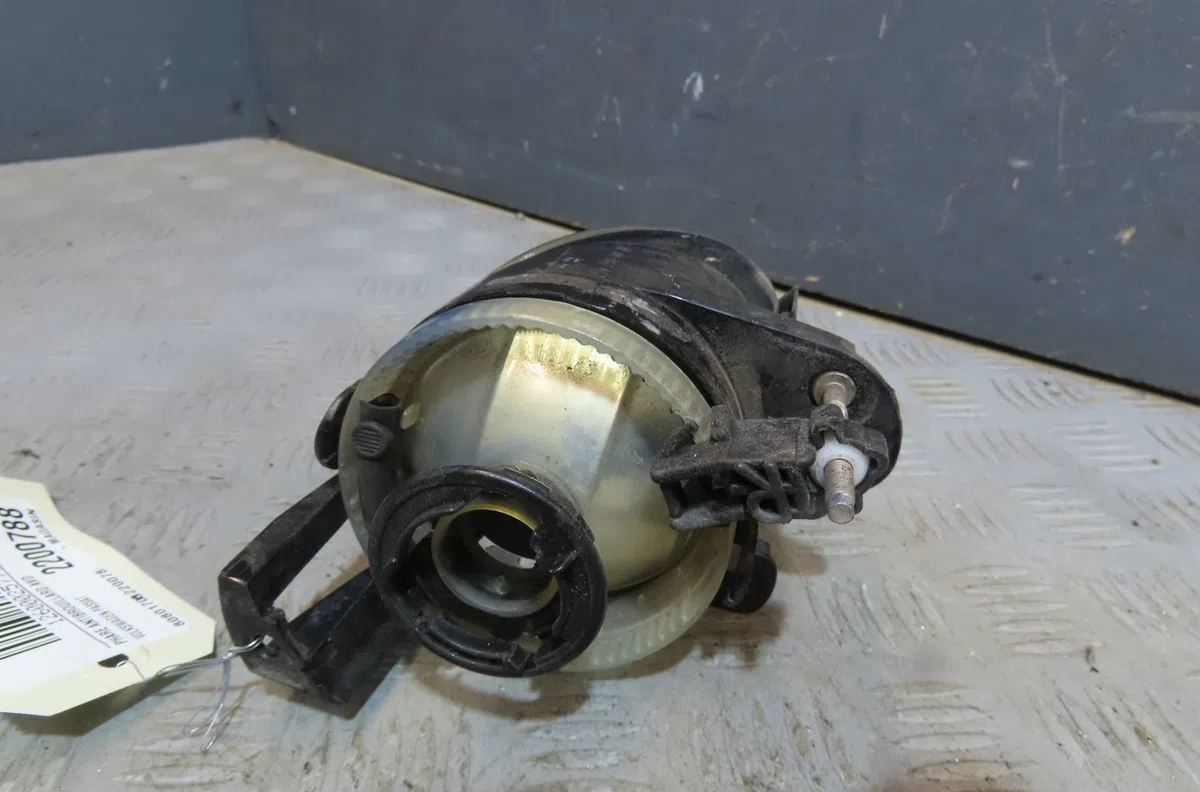 Phare antibrouillard avant droit Volkswagen PASSAT B6 Variant (3C5) 2.0 tdi (2005-2010) occasion