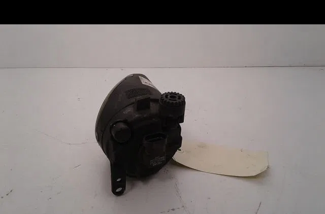 Phare antibrouillard avant droit Volkswagen PHAETON (3D1, 3D2, 3D3, 3D4, 3D6, 3D7, 3D8, 3D9) 3.0 v6 tdi 4motion (2004-20