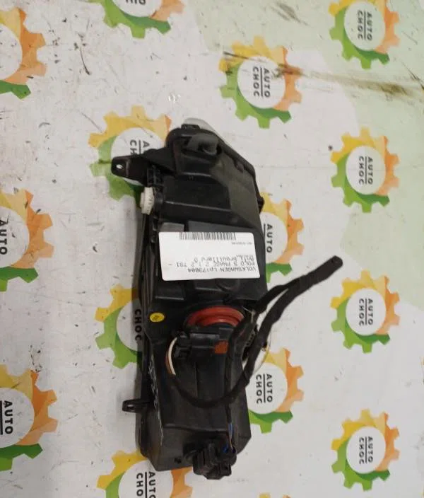 Phare antibrouillard avant droit VOLKSWAGEN POLO 5 PHASE 2 occasion