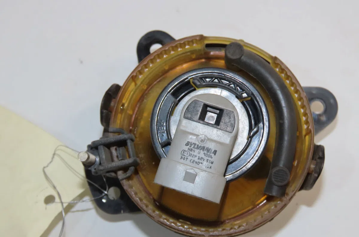 Phare antibrouillard avant droit Volkswagen POLO (9N_, 9A_) 1.2 12v (2001-2007) occasion