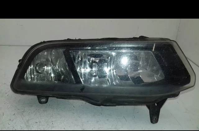 Phare antibrouillard avant droit Volkswagen POLO V (6R1, 6C1) 1.4 tdi (2014) occasion