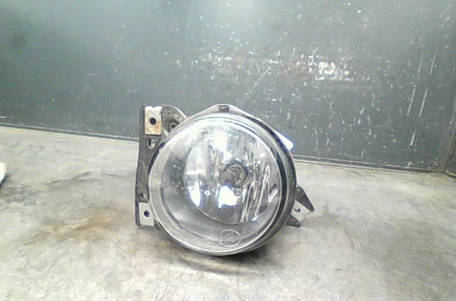 Phare antibrouillard avant droit Volkswagen SHARAN (7M8, 7M9, 7M6) 1.9 tdi (1996-2000) 5 portes occasion