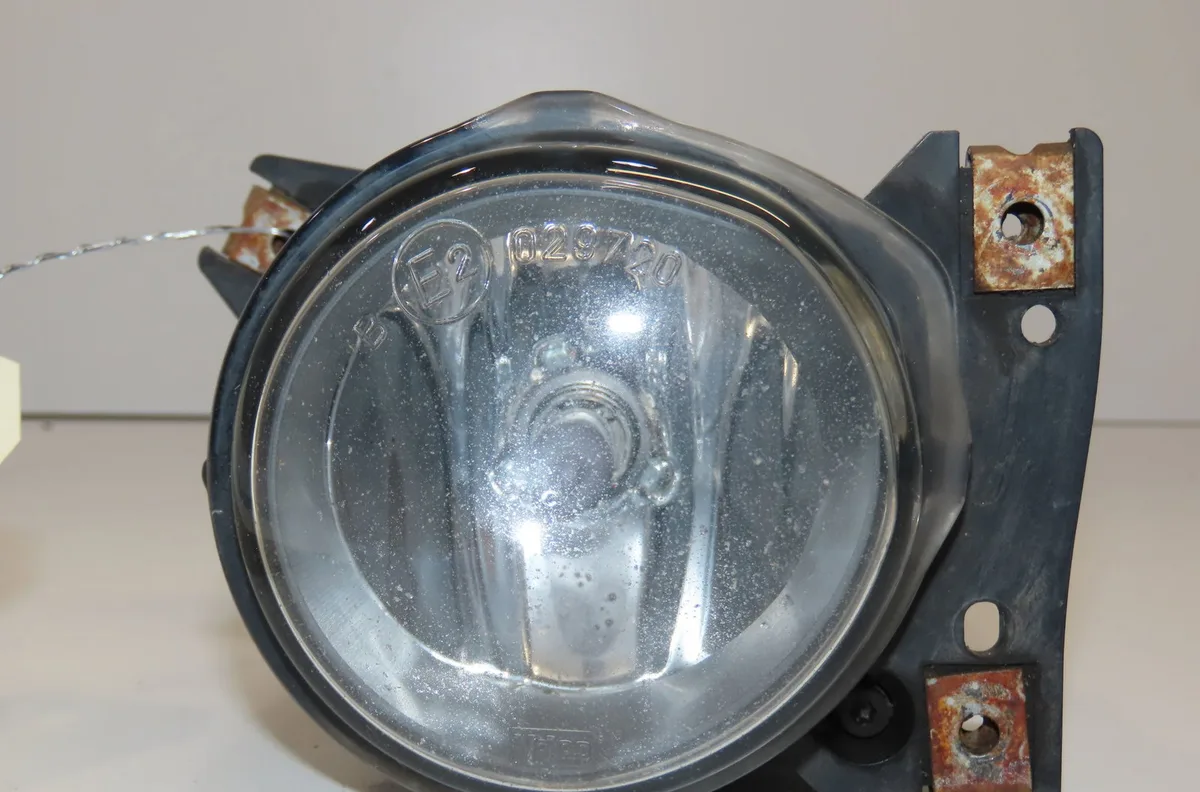 Phare antibrouillard avant droit Volkswagen SHARAN (7M8, 7M9, 7M6) 2.0 tdi (2005-2010) occasion