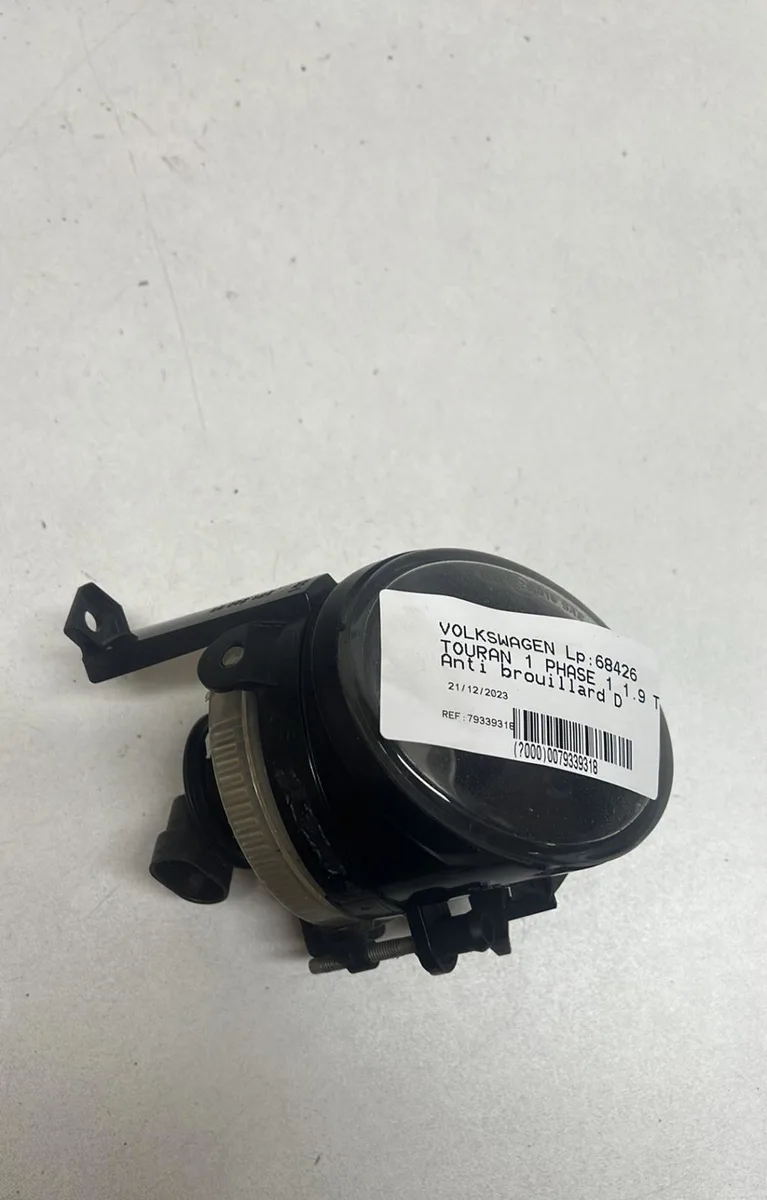 Phare antibrouillard avant droit Volkswagen TOURAN (1T1, 1T2) 1.9 tdi (2003-2004) 5 portes occasion