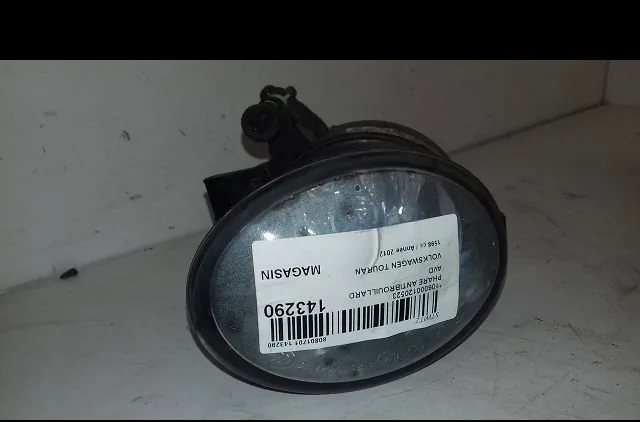 Phare antibrouillard avant droit Volkswagen TOURAN (1T3) 1.6 tdi (2010-2015) 5 portes occasion