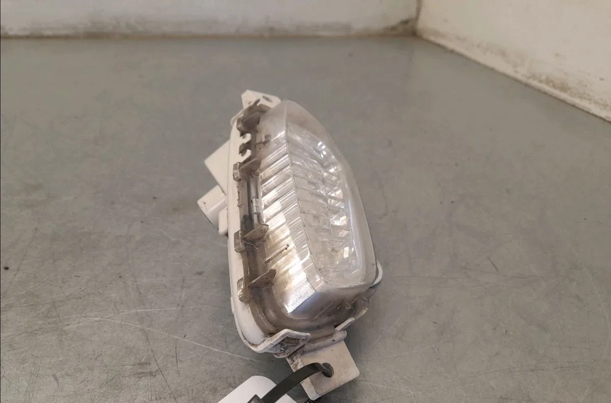 Phare antibrouillard avant droit Volvo V40 Cross Country (526) T3 (2015-2019) occasion