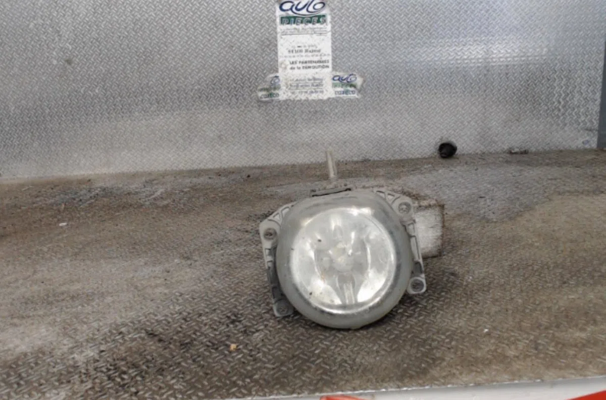 Phare antibrouillard avant gauche ALFA ROMEO 156  156 PHASE 3 BREAK occasion
