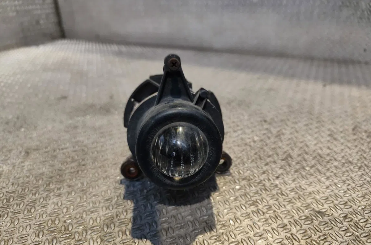 Phare antibrouillard avant gauche Alfa romeo GIULIETTA (940_) 1.6 jtdm (940fyb11, 940fyb1a, 940fyf11, 940fyf1a) (2015-20