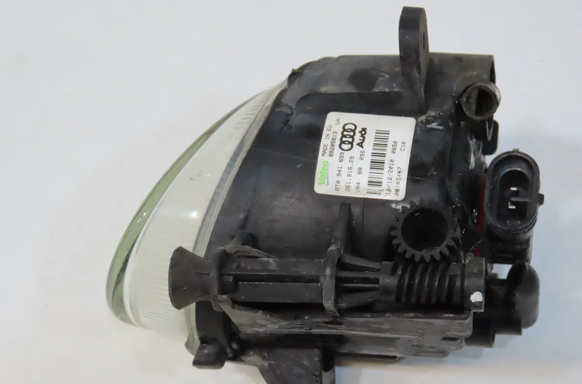 Phare antibrouillard avant gauche Audi A1 (8X1, 8XK) 1.4 tfsi (2011-2015) occasion