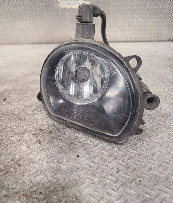 Phare antibrouillard avant gauche Audi A3 Sportback (8PA) 2.0 tdi 16v (2004-2013) 5 portes occasion