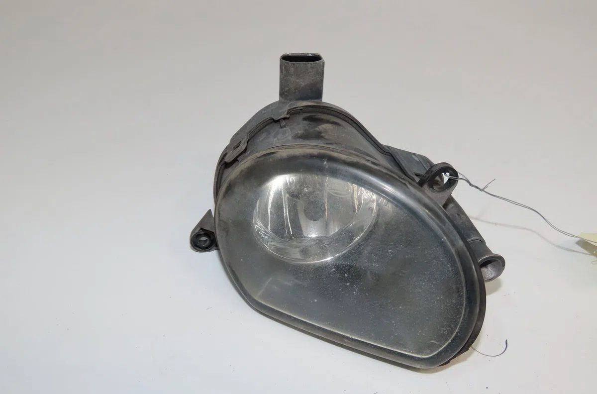 Phare antibrouillard avant gauche Audi A3 Sportback (8PA) 2.0 tdi (2004-2013) 5 portes occasion