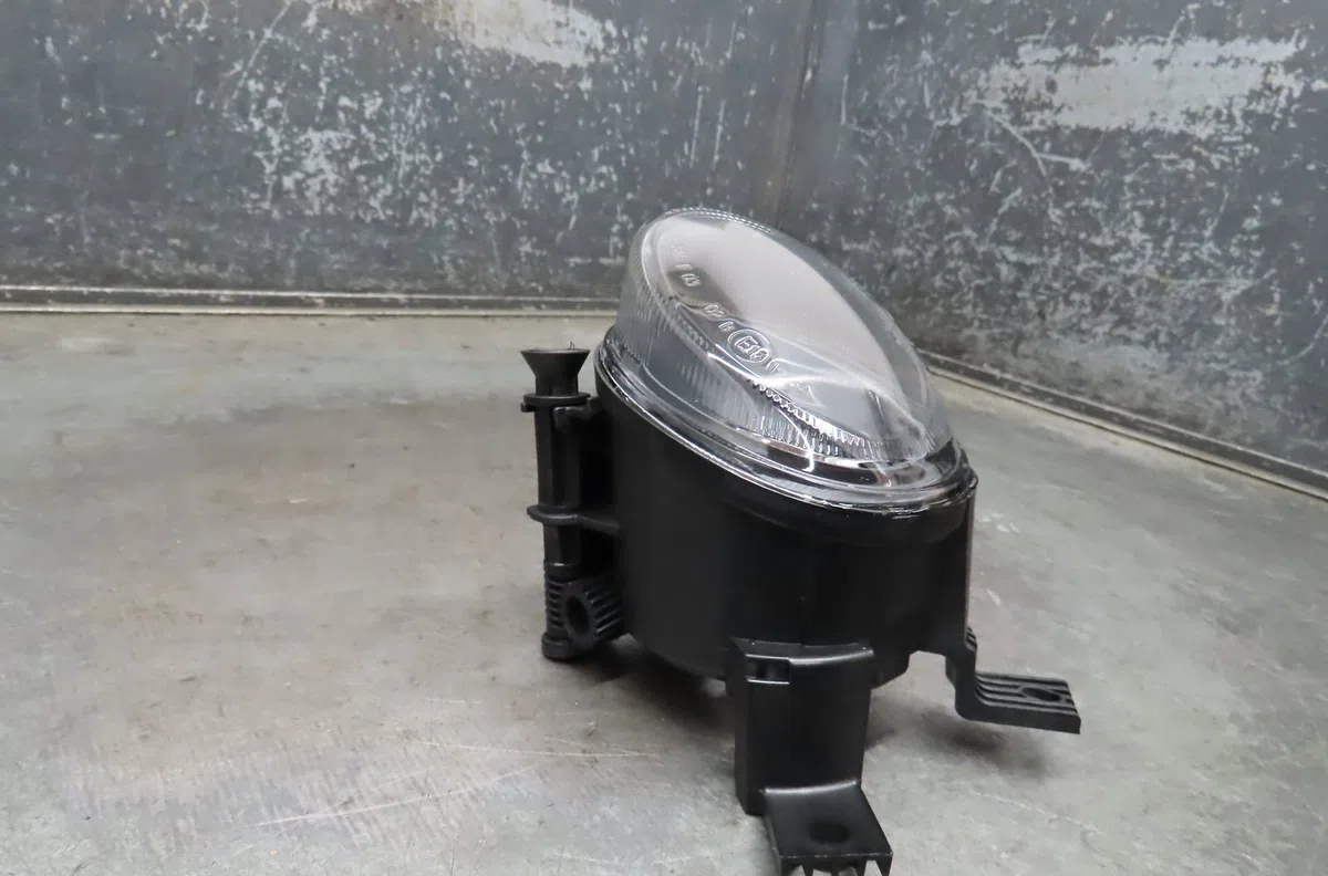Phare antibrouillard avant gauche AUDI A4 2007 occasion