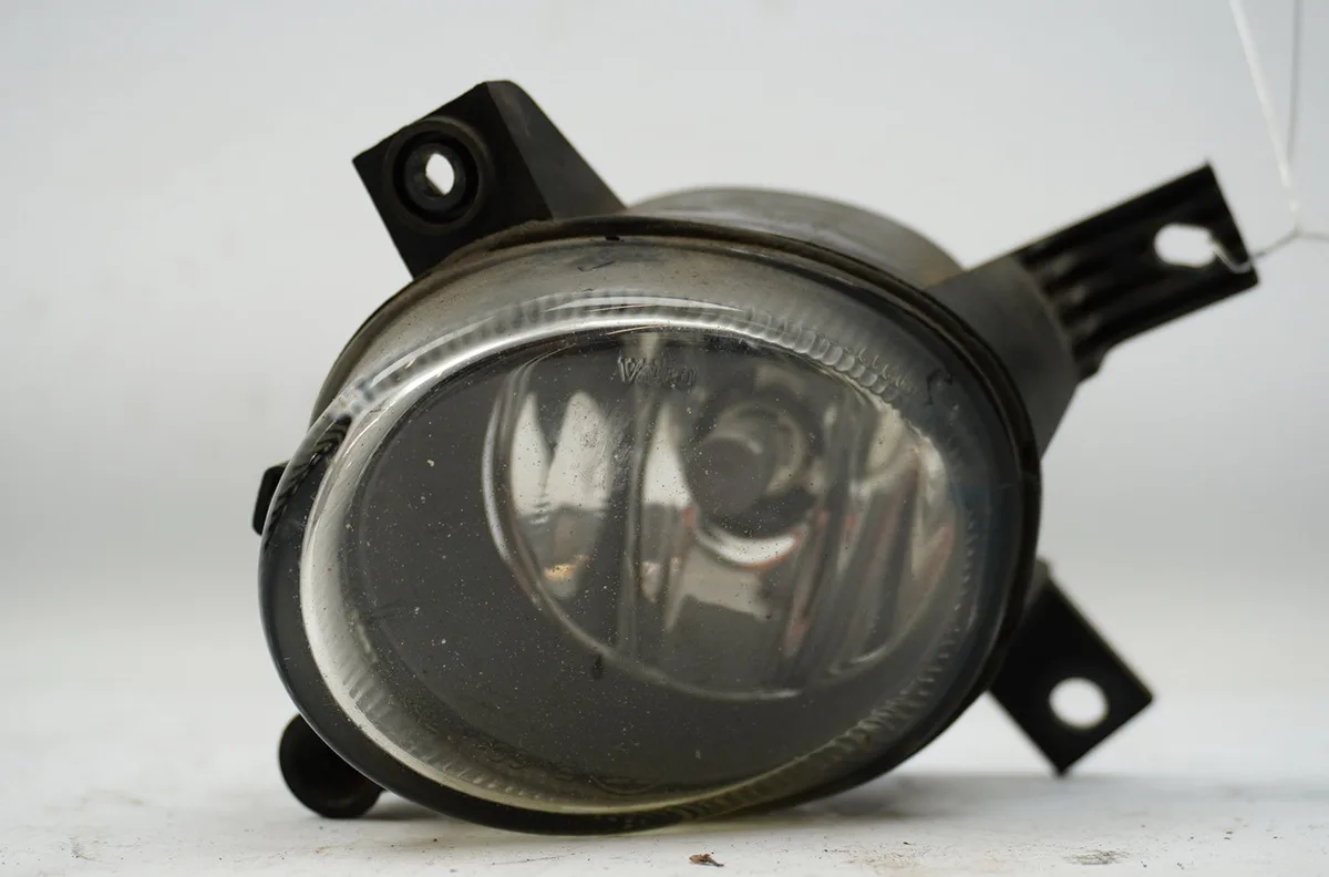 Phare antibrouillard avant gauche Audi A4 B7 Avant (8ED) 2.0 tdi quattro (2006-2008) occasion
