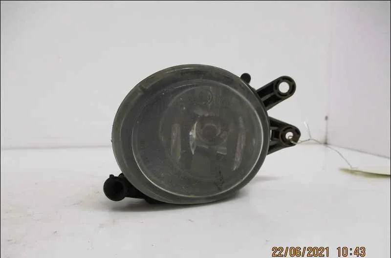 Phare antibrouillard avant gauche AUDI A4 II occasion