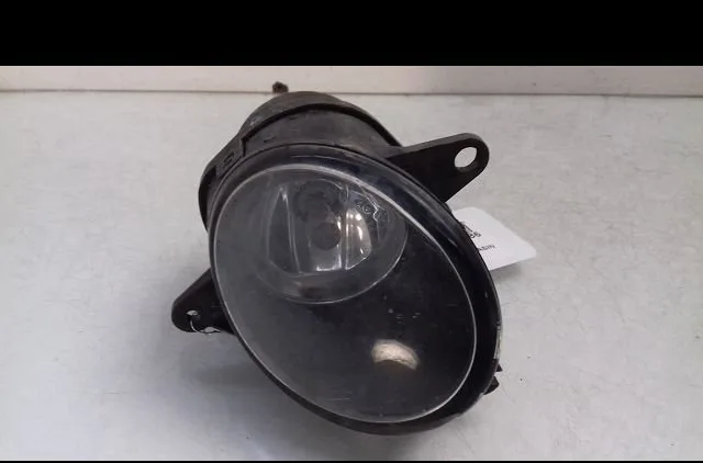Phare antibrouillard avant gauche Audi A6 C5 (4B2) 2.5 tdi quattro (1997-2005) occasion