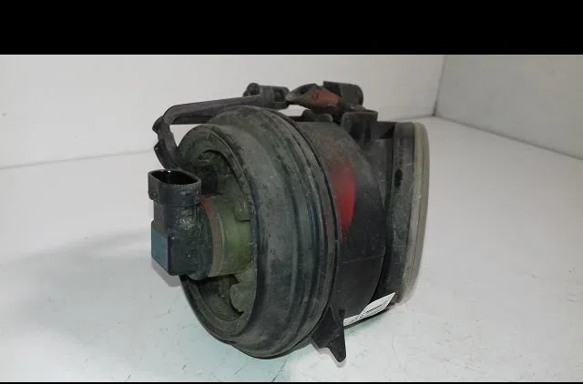 Phare antibrouillard avant gauche Audi TT Roadster (8J9) 2.0 tdi quattro (2008-2014) occasion