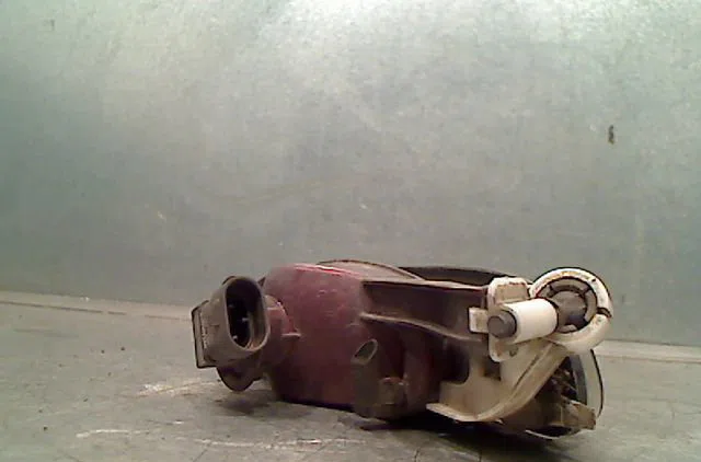 Phare antibrouillard avant gauche B.M.W. SERIE 3 2000 occasion