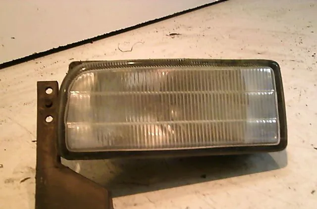 Phare antibrouillard avant gauche Bmw 3 Coupé (E36) 316 i (1993-1998) occasion