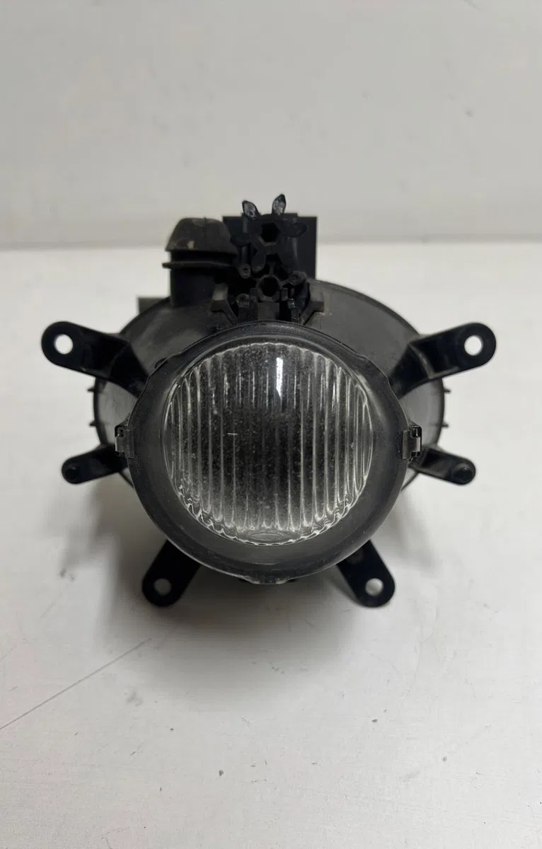 Phare antibrouillard avant gauche Bmw 3 (E46) 330 d (1999-2005) occasion