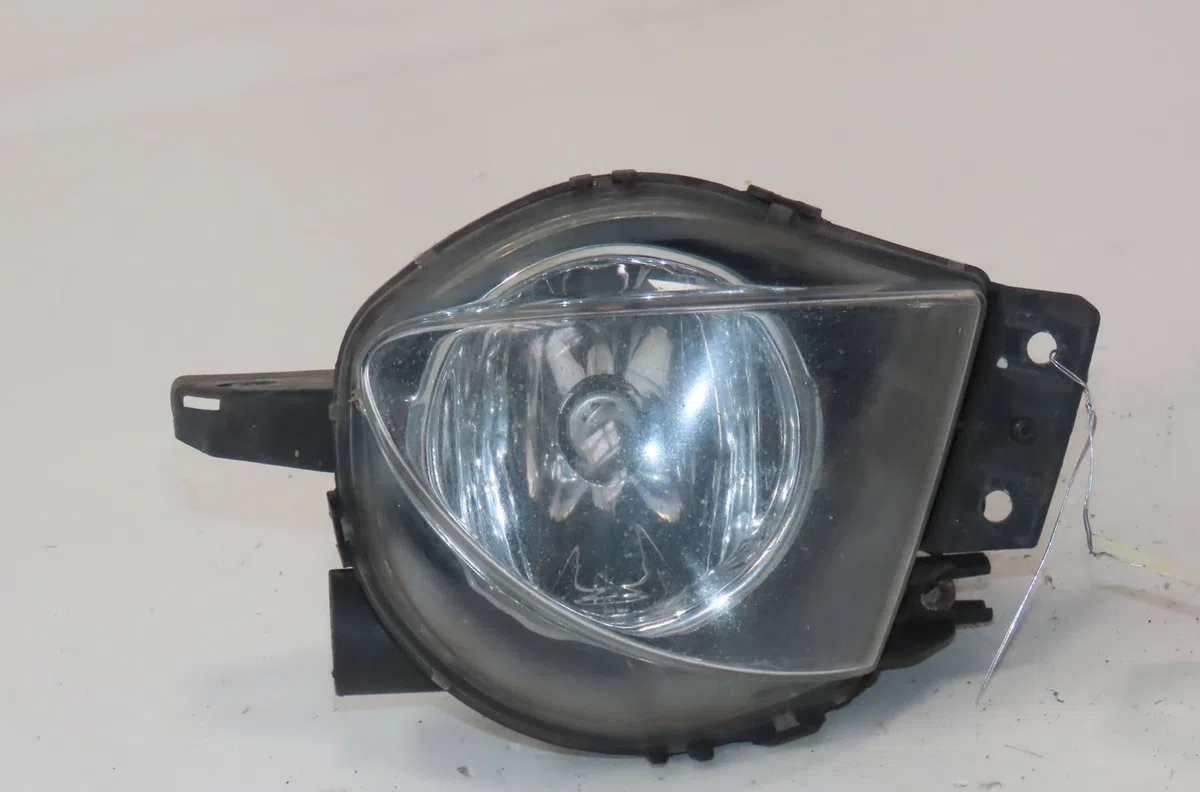 Phare antibrouillard avant gauche Bmw 3 (E90) 318 d (2007-2011) occasion