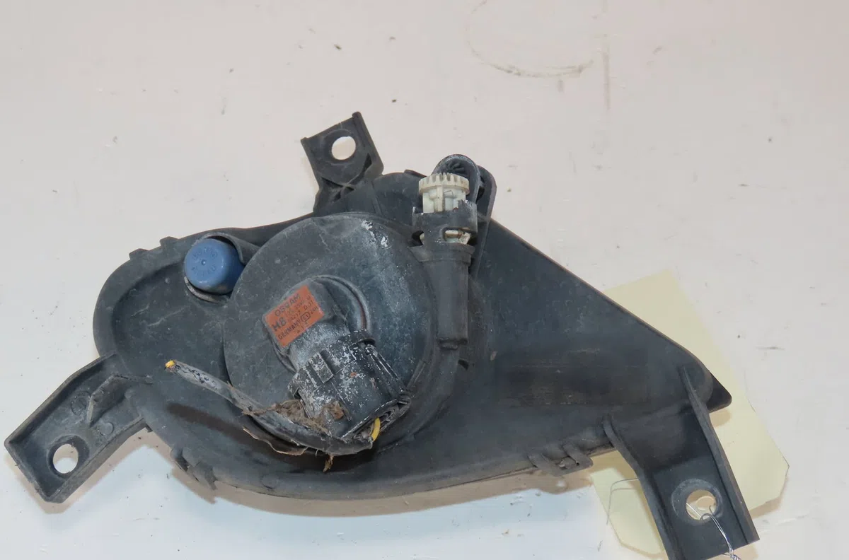 Phare antibrouillard avant gauche Bmw 3 Touring (E91) 316 d (2009-2012) occasion